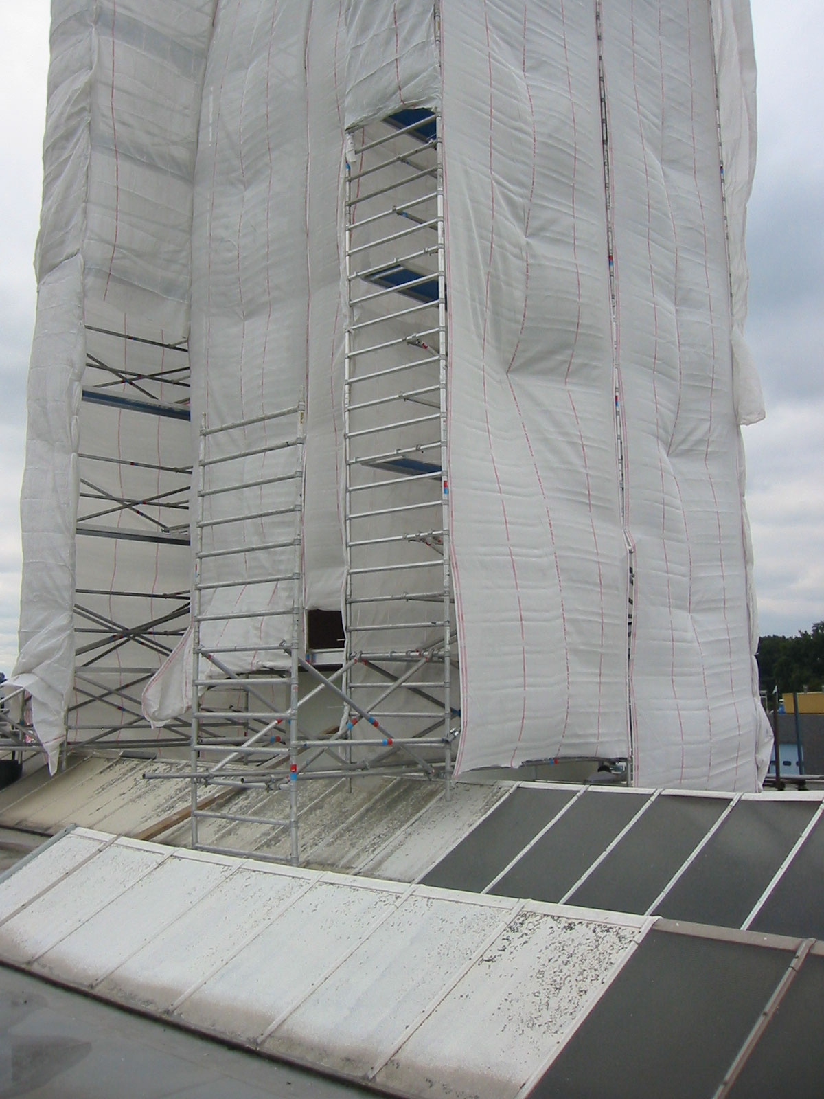 Voorzien van winddoeken
